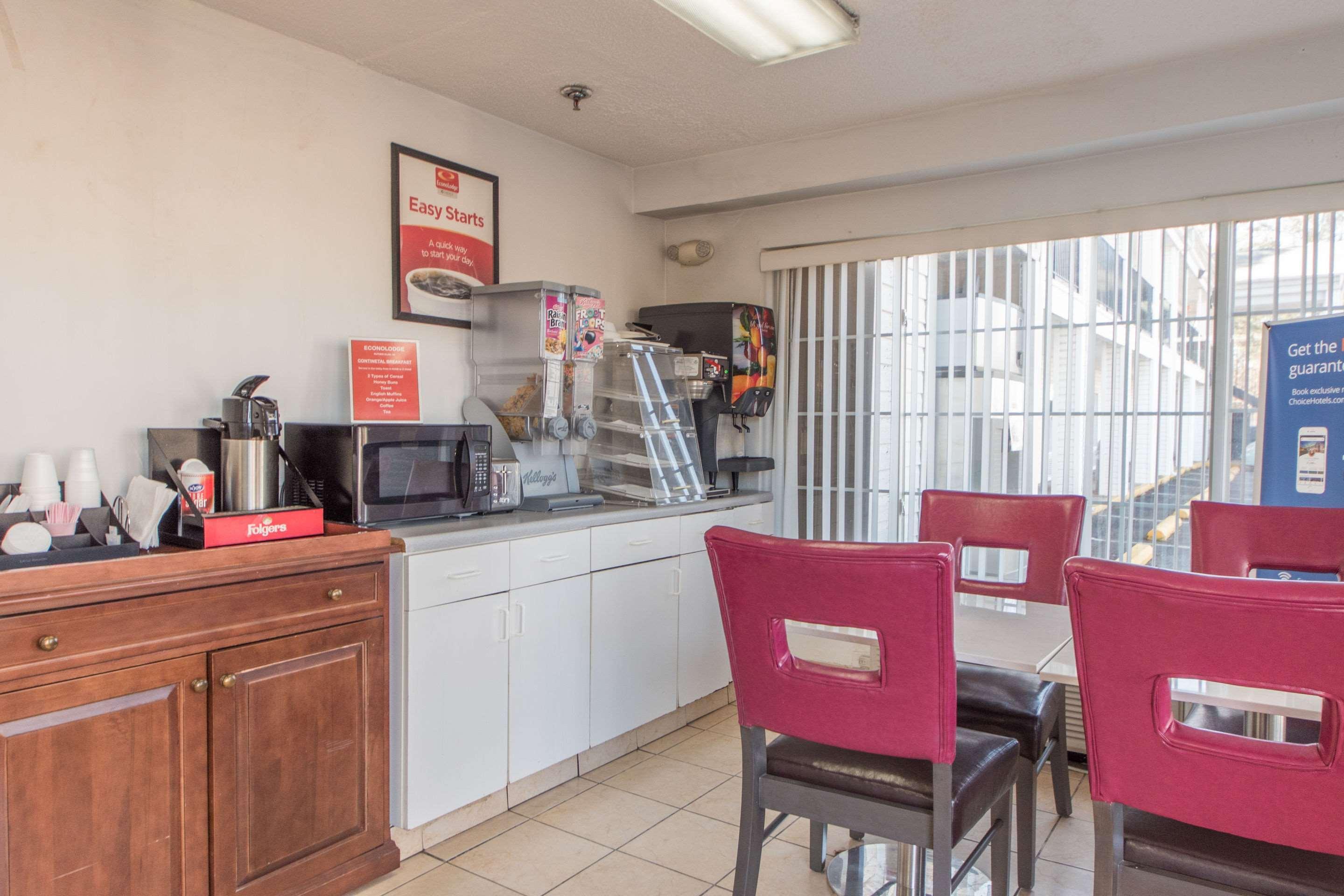 Econo Lodge Ruther Glen Bagian luar foto